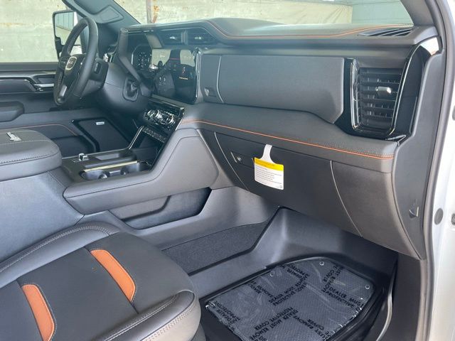 2026 GMC Sierra 3500HD AT4 - Photo 28