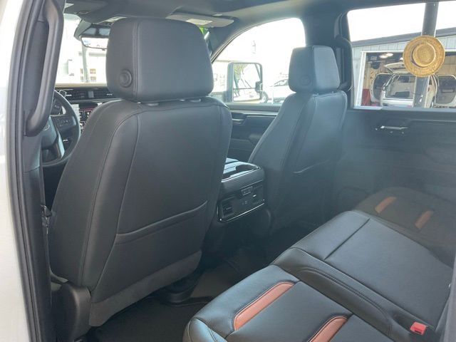 2026 GMC Sierra 3500HD AT4 - Photo 21