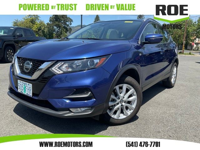 2022 Nissan Rogue Sport SV